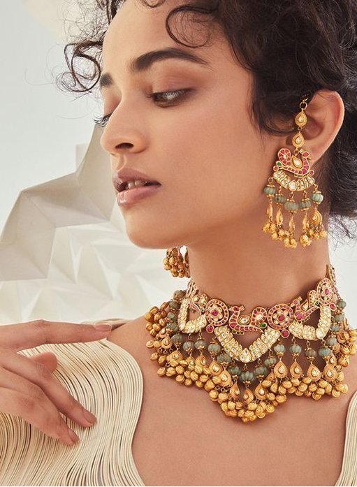 Jewellery model